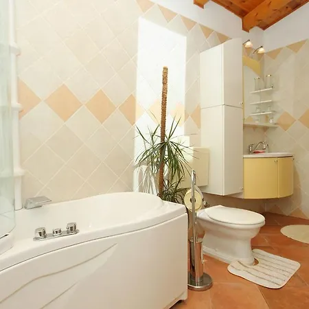 Vakantiehuis Holiday 2145 *